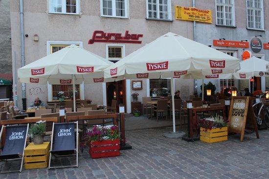 Pyra Bar